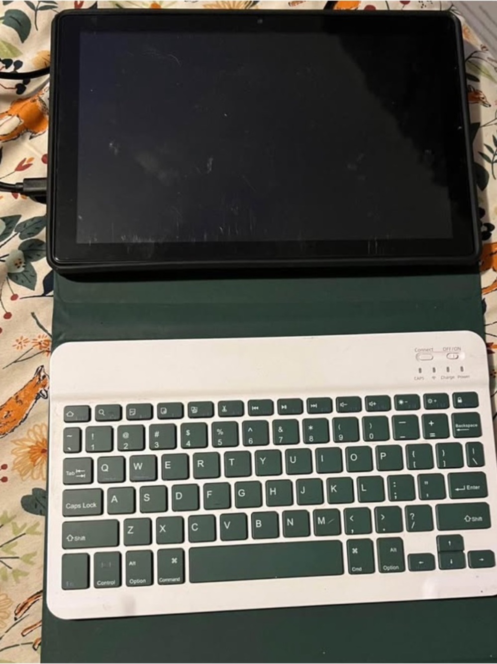 Universal Tablet with Green Bluetooth Keyboard Case